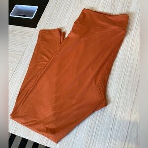 Lularoe TC2 Pumpkin solid leggings